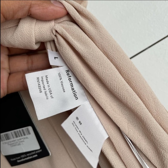 NWT Reformation Peppermint Maxi Dress Champagne Size Large - Picture 6 of 10